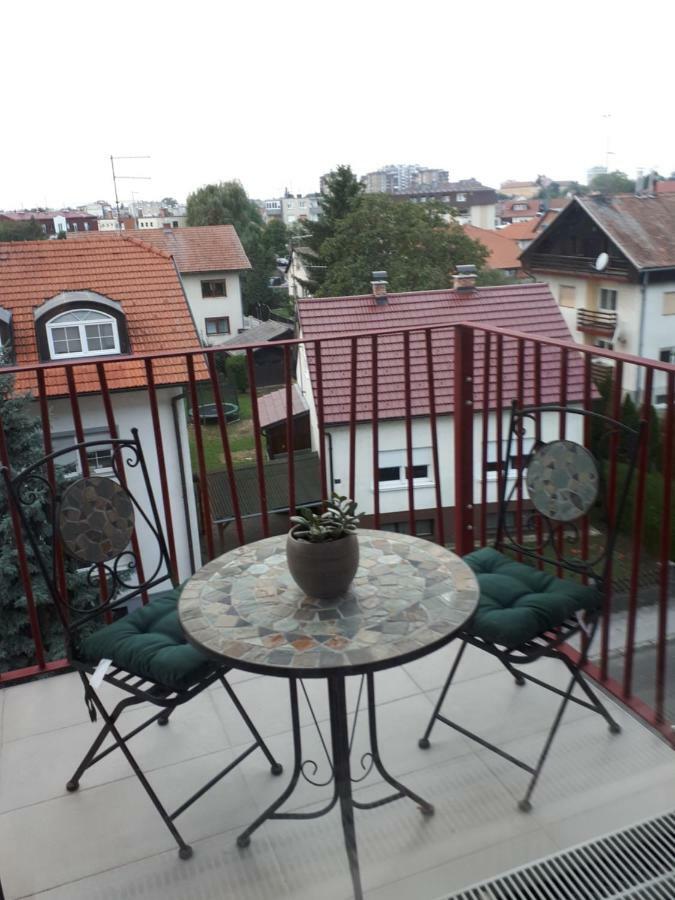 Apartmam 